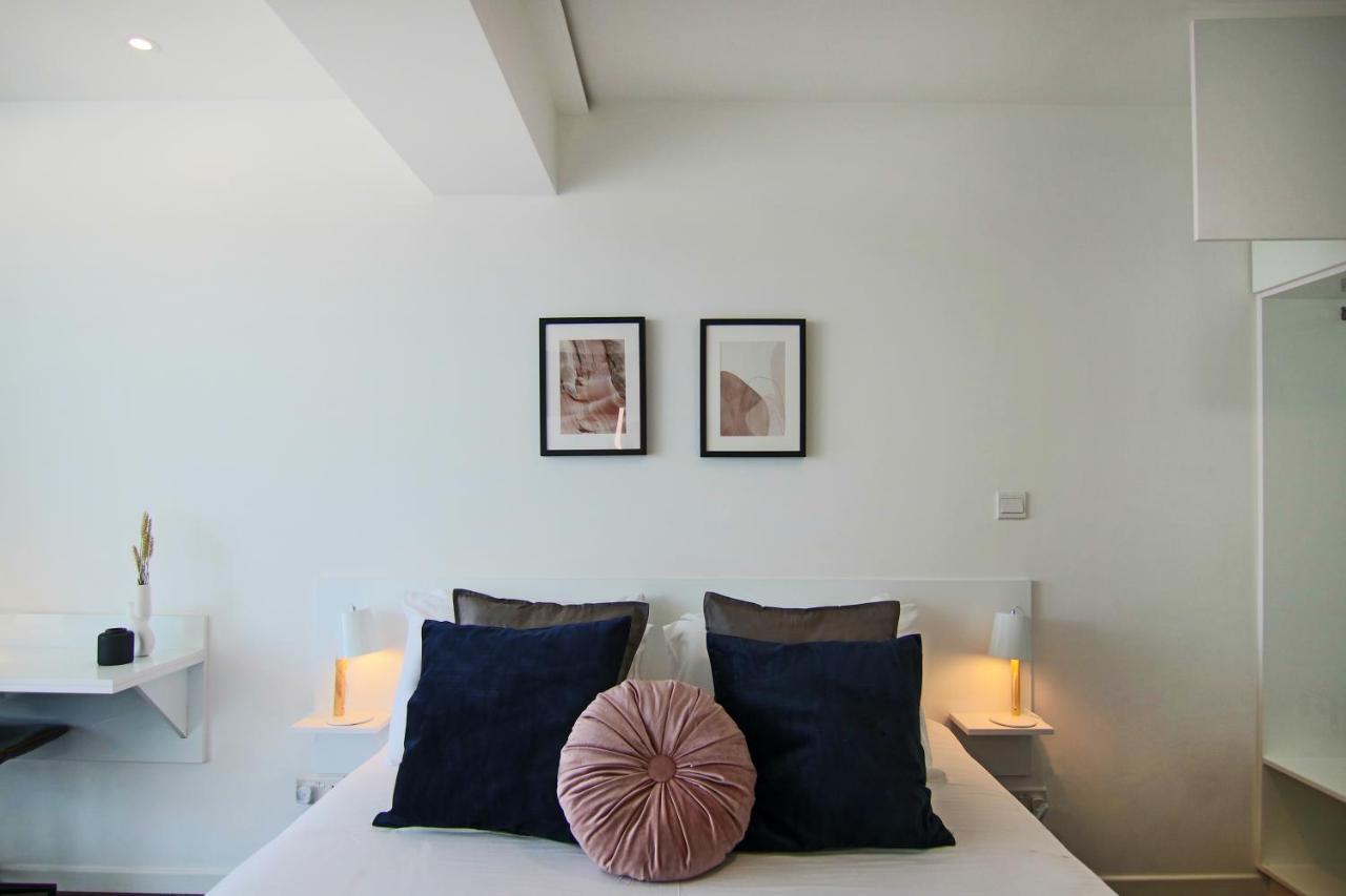 Phaedrus Living: Luxury Suite Nicosia 505 Bagian luar foto